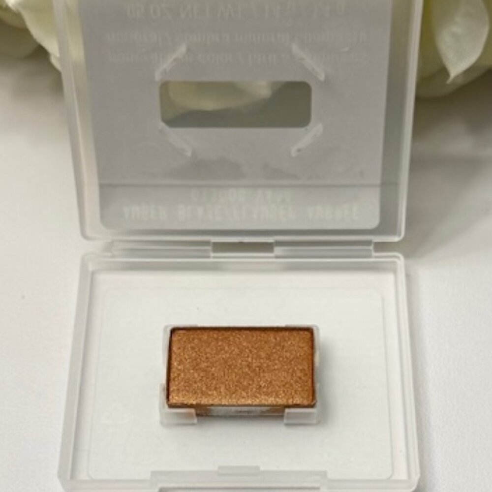 MARY KAY Mineral Eye Color: Amber Blaze (Discontinued shade)